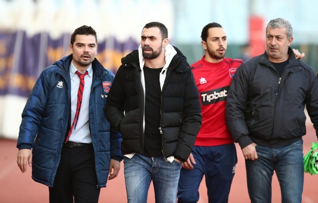 Η επιστροφή του Γιάννη Μανιάτη στη Νέα Σμύρνη (photos)