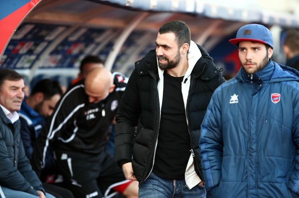 Η επιστροφή του Γιάννη Μανιάτη στη Νέα Σμύρνη (photos)