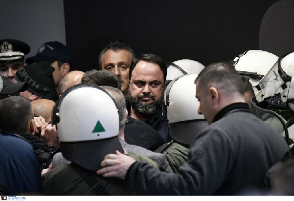 ΠΑΟΚ-Ολυμπιακός: Η στιγμή της έντασης με Μαρινάκη στην Τούμπα! (video&photos)