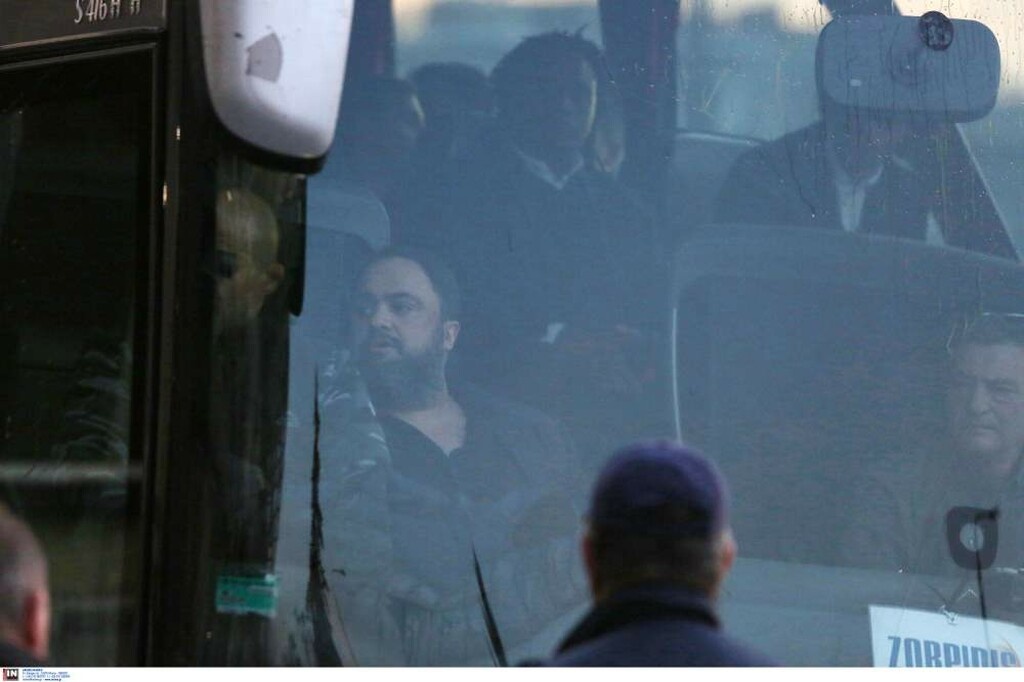 ΠΑΟΚ-Ολυμπιακός: Η στιγμή της έντασης με Μαρινάκη στην Τούμπα! (video&photos)