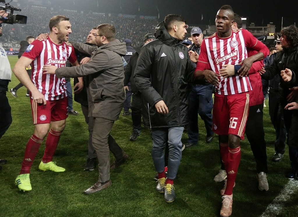 ΠΑΟΚ-Ολυμπιακός 3-1: Ένταση στην Τούμπα μετά το θρίαμβο του δικέφαλου (photos)