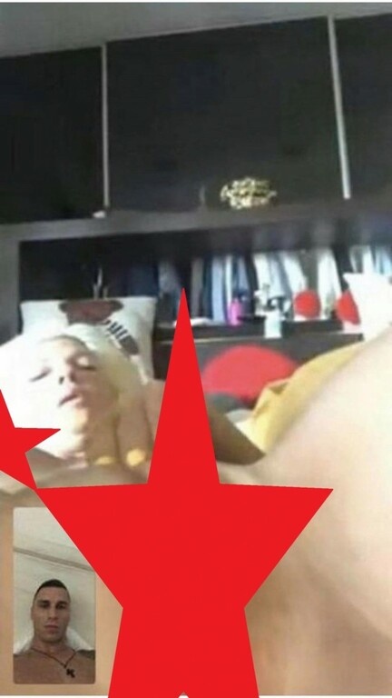 Γελένα σε Βράνιες: «Μου αρέσει όταν σηκώνεις τα πόδια μου στους ώμους σου και με...» (photos)