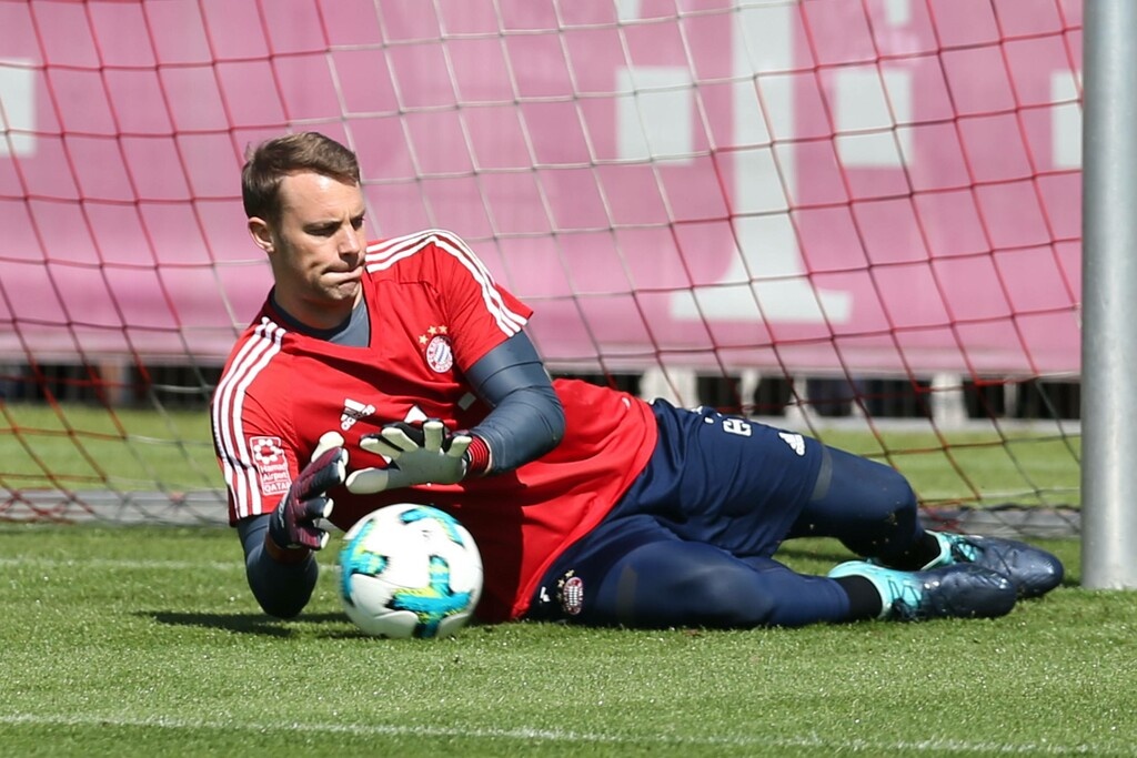 Champions League: Κανονικά με Λίβερπουλ ο Νόιερ