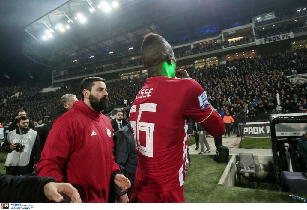 Ολυμπιακός: Κίνδυνος για Σισέ εν όψει ΑΕΚ - Ζήτησε το video με τις χειρονομίες ο Σιμιτζόγλου