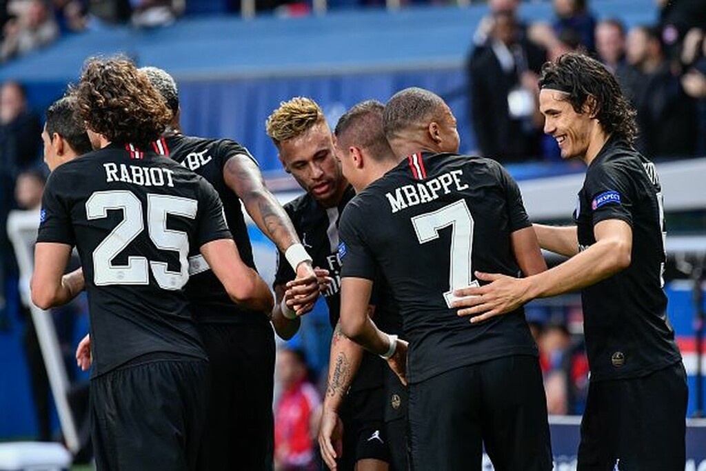 Champions League: Επιστρέφει με «Τιτανομαχία»!
