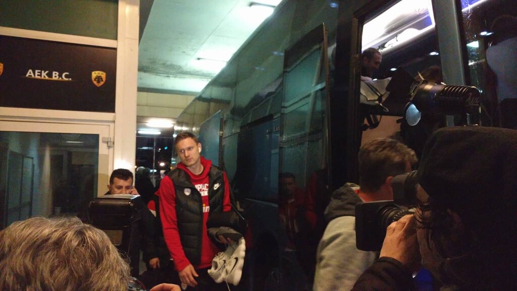 Παναθηναϊκός – Ολυμπιακός: Χωρίς προβλήματα στο ΟΑΚΑ οι «Ερυθρόλευκοι» (videos+photos)