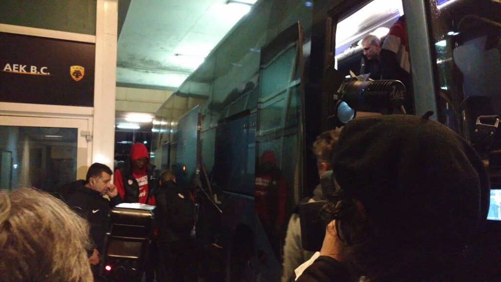 Παναθηναϊκός – Ολυμπιακός: Χωρίς προβλήματα στο ΟΑΚΑ οι «Ερυθρόλευκοι» (videos+photos)