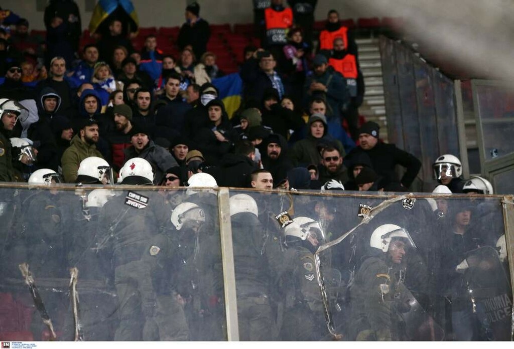 Ολυμπιακός-Ντιναμό Κιέβου: Ένταση με Ουκρανούς οπαδούς στο «Καραϊσκάκης» (photos)