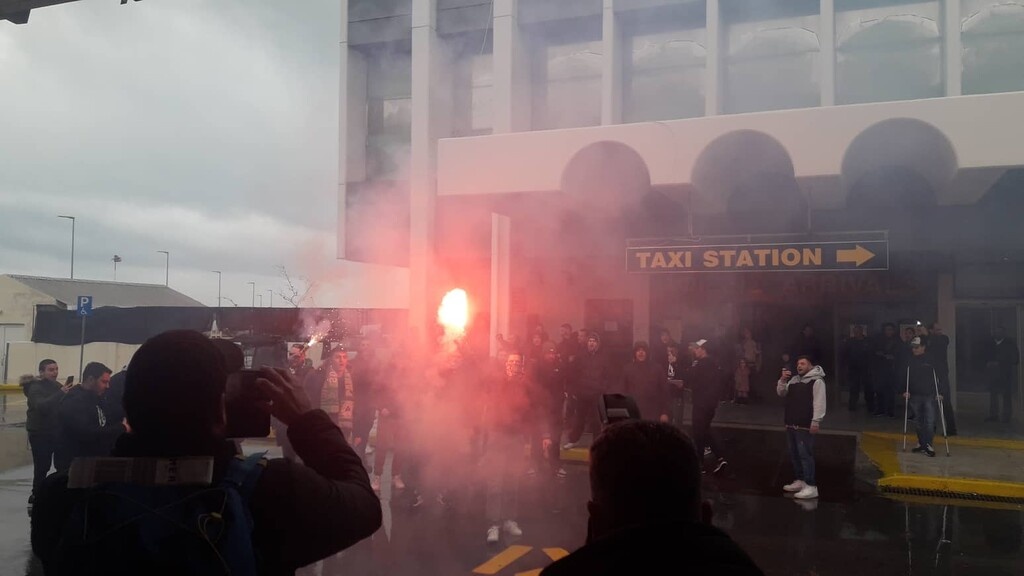Παναθηναϊκός ΟΠΑΠ: Υποδοχή από οπαδούς στο «Νίκος Καζαντάκης» (videos)
