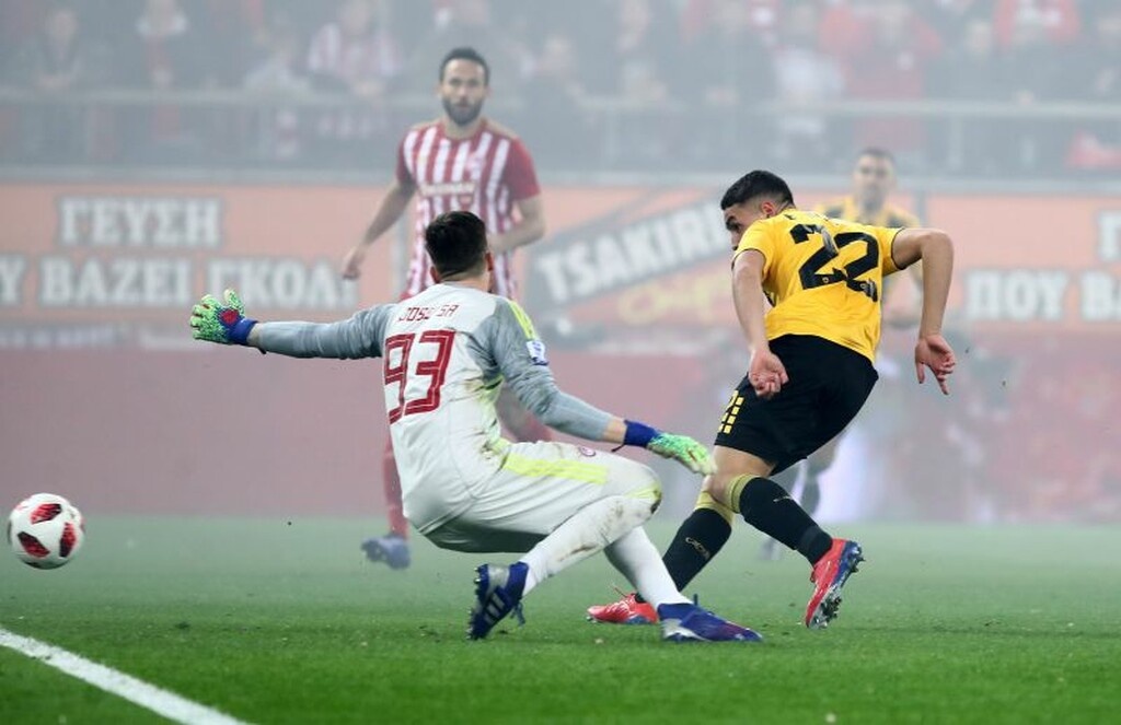 Ολυμπιακός - ΑΕΚ 4-1: Την… ισοπέδωσε με τεσσάρα και ανατροπή (photos)