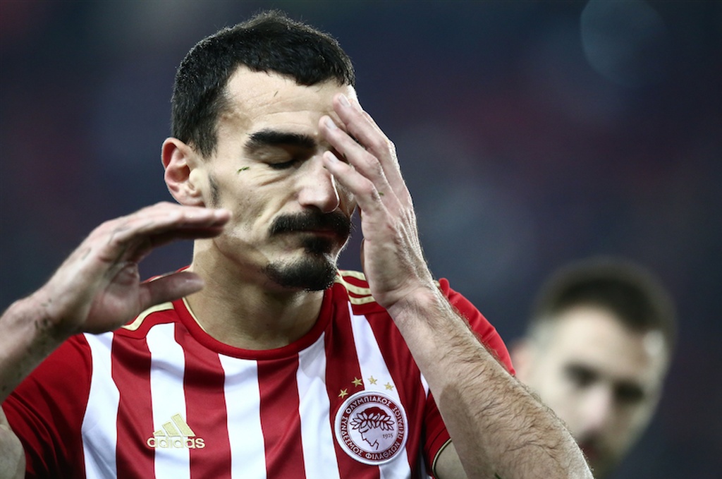 Ολυμπιακός: Φόβοι για χοντρή ζημιά με Λάζαρο! (photos)