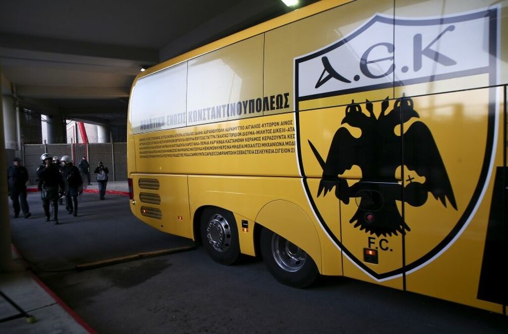 Ολυμπιακός – ΑΕΚ: Ένταση στην άφιξη της Ένωσης (photos)