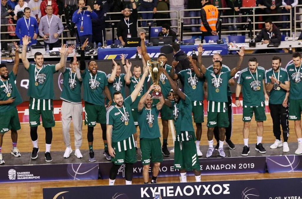 ΠΑΟΚ – Παναθηναϊκός: Η απονομή του Κυπέλλου στους «πράσινους» (video+photos)