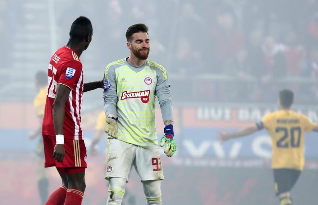 Ολυμπιακός – ΑΕΚ: Τραγική «γκάφα» το Σα, το «κόλλησε» ο Πόνσε (photos)