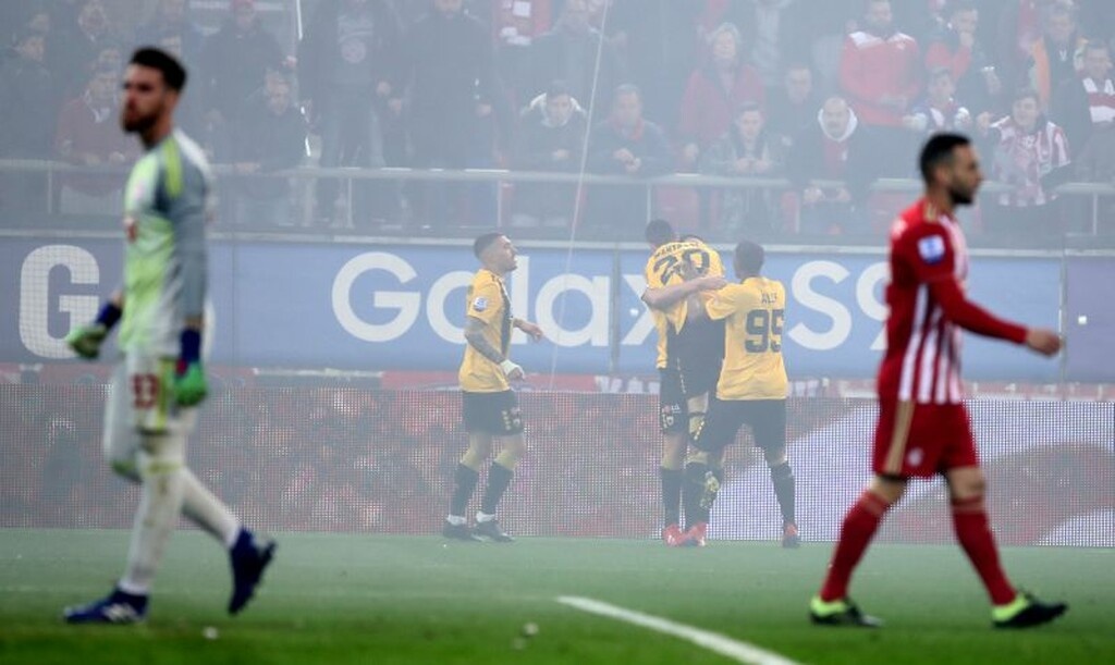 Ολυμπιακός – ΑΕΚ: Τραγική «γκάφα» το Σα, το «κόλλησε» ο Πόνσε (photos)