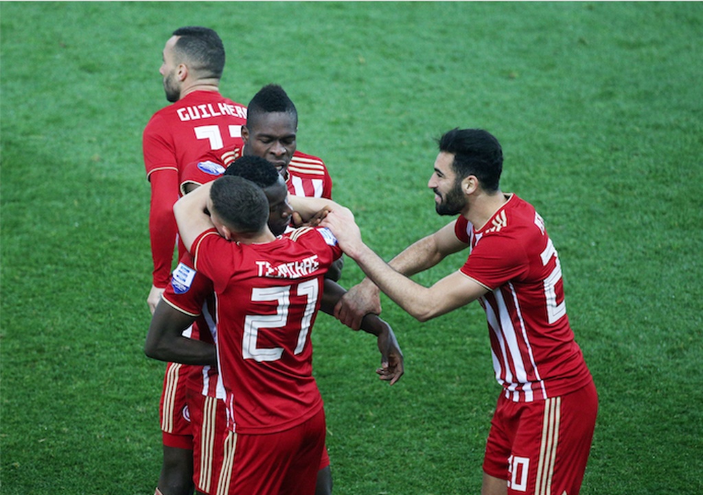 Ολυμπιακός-ΑΕΚ: Με σουτάρα του Καμαρά ισοφάρισε ο Ολυμπιακός! (photos)