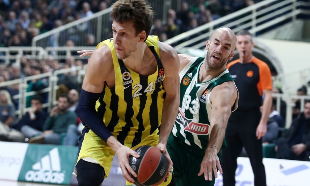 Έριξε... άγκυρα στη Φενέρ ο Βέσελι! (photos)