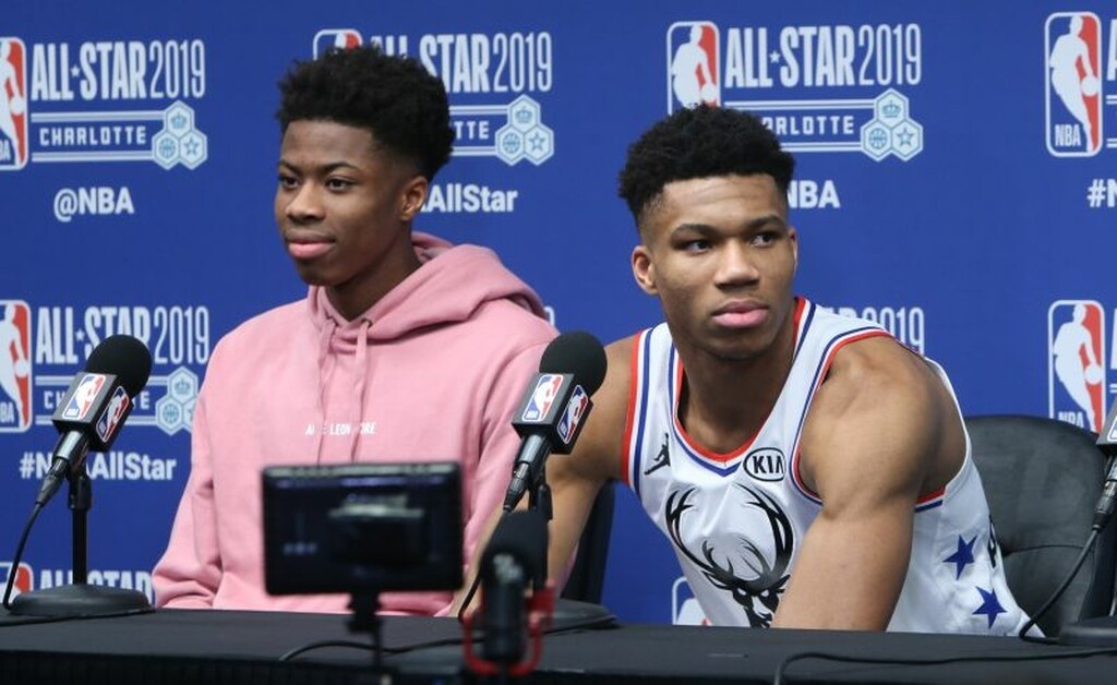 Αυτός είναι ο αγαπημένος τραγουδιστής του Γιάννη Αντετοκούνμπο (photos+video)