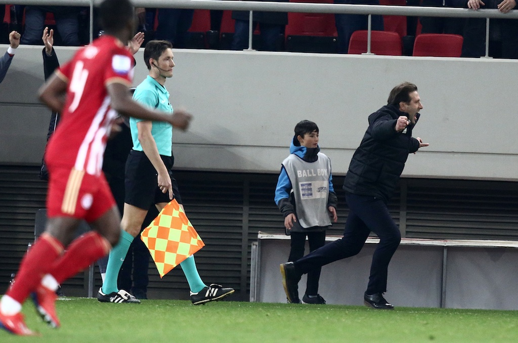 Ολυμπιακός-ΑΕΚ: Τα λόγια του Μαρτίνς στο ημίχρονο