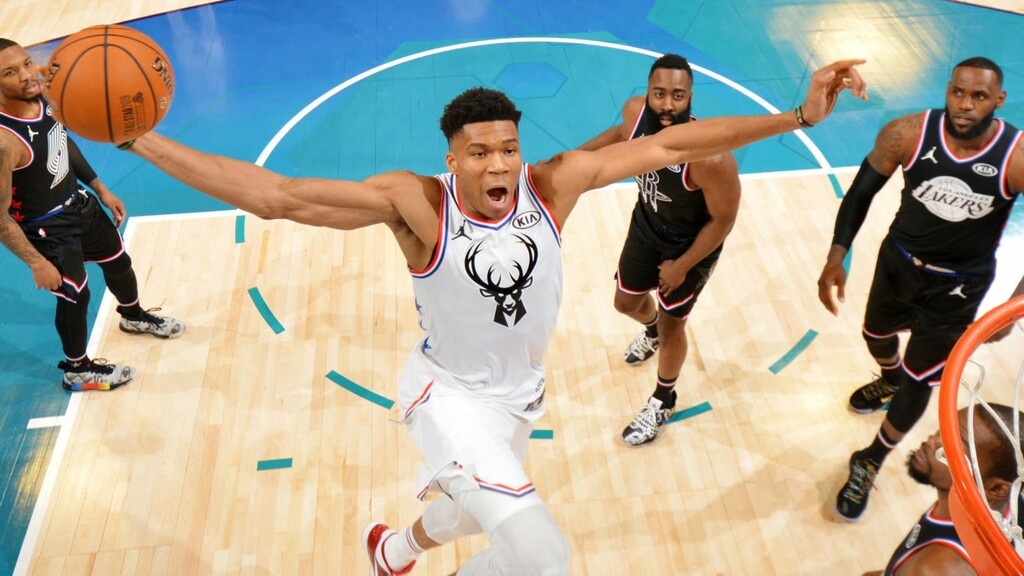 NBA: Τρέλανε τον… πλανήτη το κάρφωμα του Αντετοκούνμπο! (video+photos)