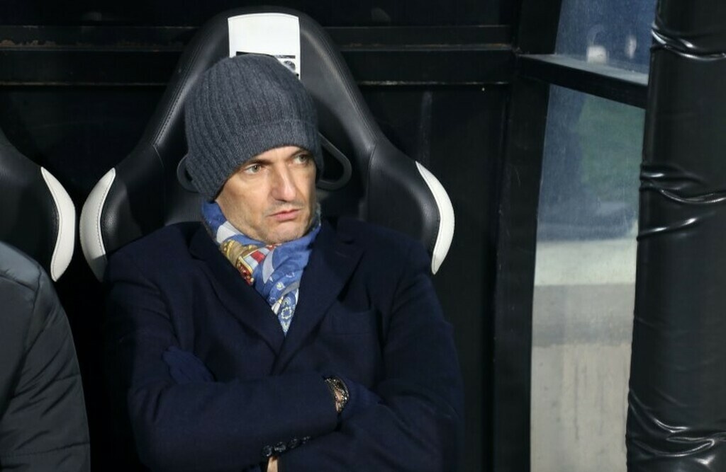 ΠΑΟΚ: Τώρα… και στην μπουτίκ το σκουφί του Λουτσέσκου! (photos)