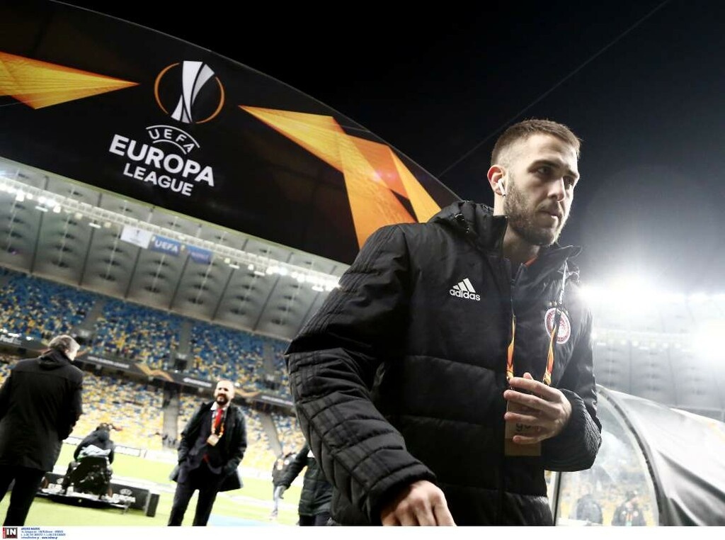 Ντιναμό Κιέβου-Ολυμπιακός: Οι κουβέρτες, ο Φορτούνης και η «τρέλα» στις εξέδρες (photos)