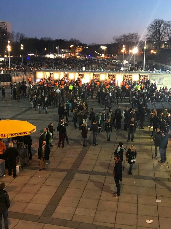 Όλα τα… κλισέ εκτός Ελλάδας, είναι αληθινά! (videos+photos)