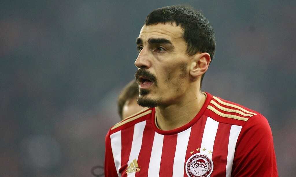 Ολυμπιακός: Πετυχημένη η επέμβαση σε Λάζαρο