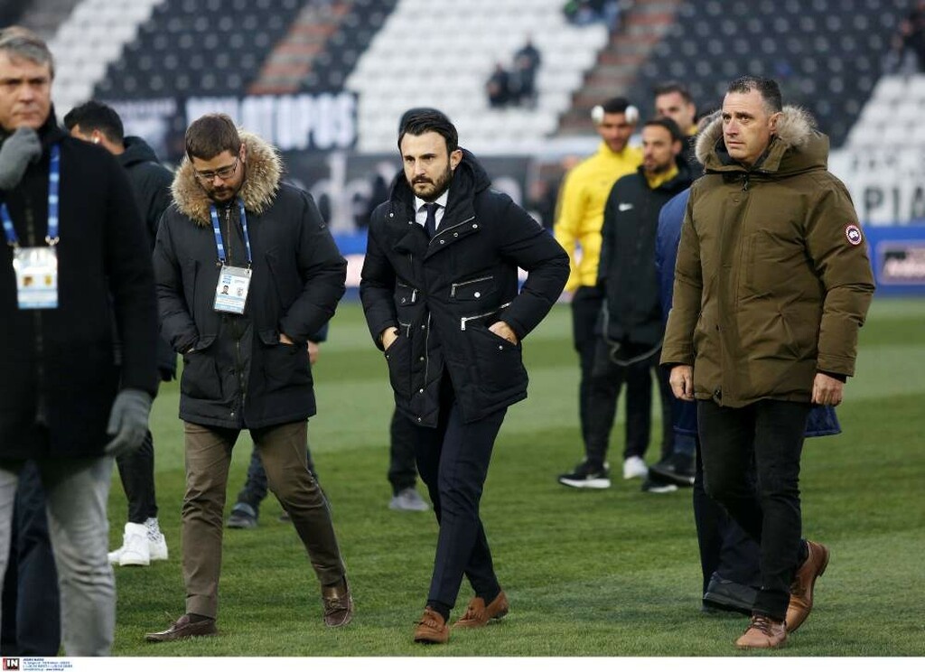 ΠΑΟΚ-Άρης: Ο Καρυπίδης «ντόπαρε» τους παίκτες μέσα στην Τούμπα!  (photos)