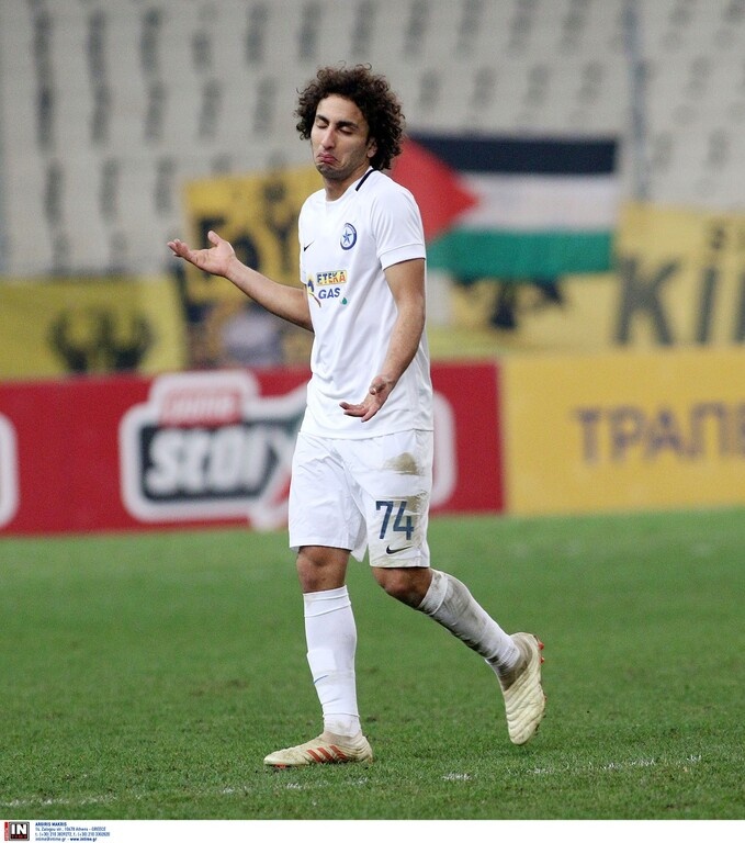 ΑΕΚ-Ατρόμητος: «Γιούχα» σε κάθε επαφή σε Ουάρντα, απάντησε με χειρονομίες... κούπας! (videos&photos)