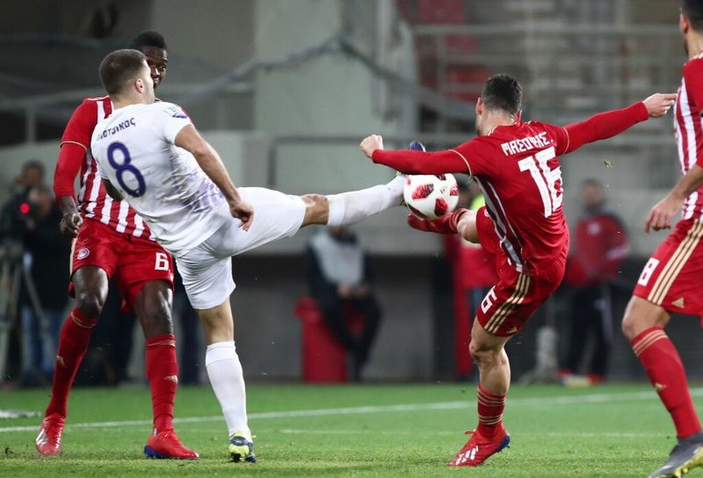 Ολυμπιακός – Λαμία 0-1: Ιστορική πρόκριση με… Σαργκάνοφ!