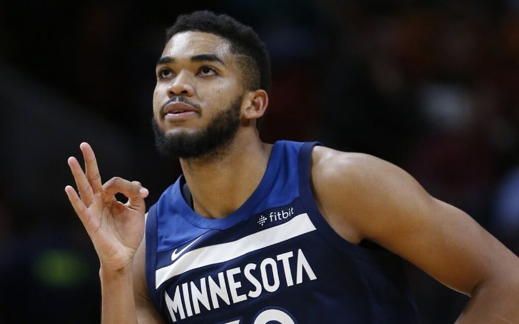 Καρλ-Άντονι Τάουνς (Τίμπεργουλβς)