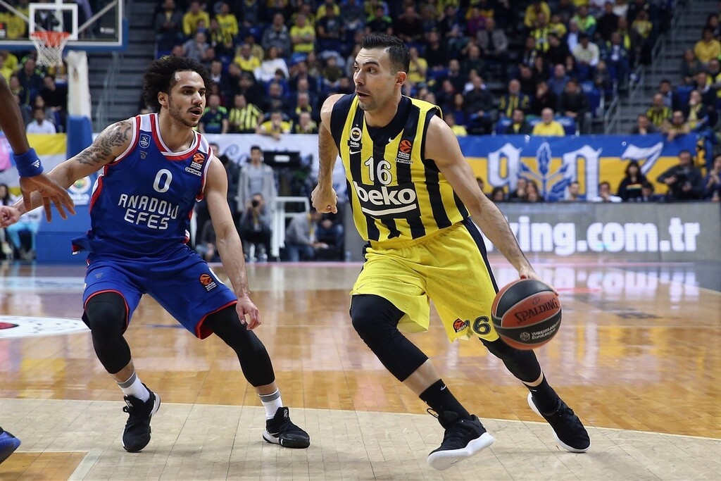 Euroleague: Το «πράσινο πάρτι», η νίκη της Φενέρ στον «εμφύλιο» και η «ζωντανή» Μπασκόνια (videos)