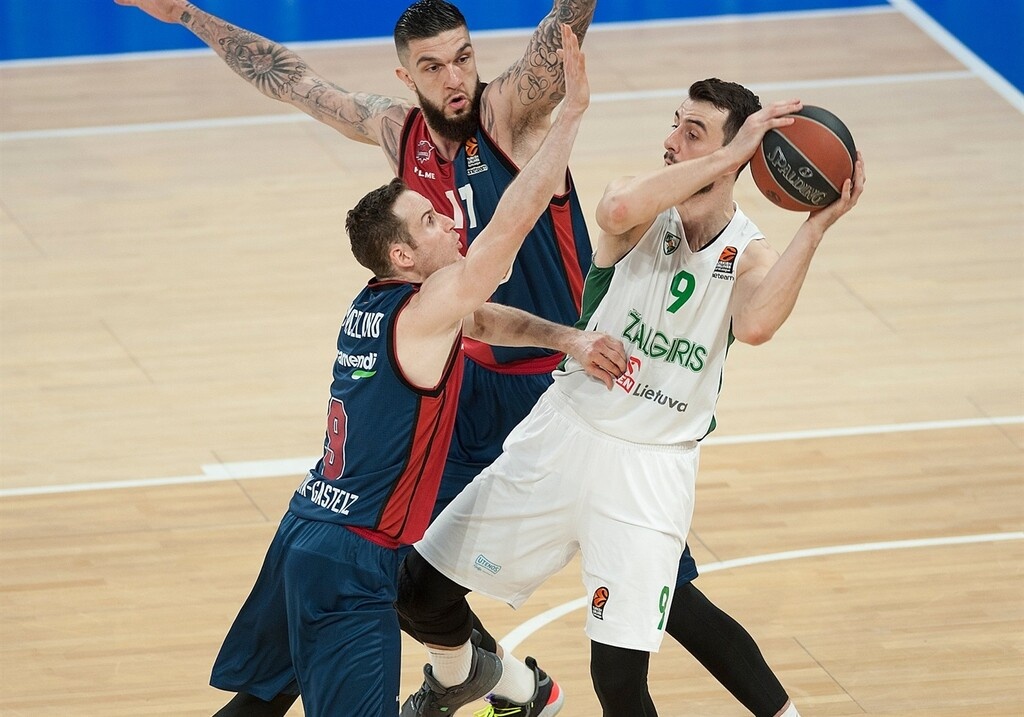 Euroleague: Το «πράσινο πάρτι», η νίκη της Φενέρ στον «εμφύλιο» και η «ζωντανή» Μπασκόνια (videos)