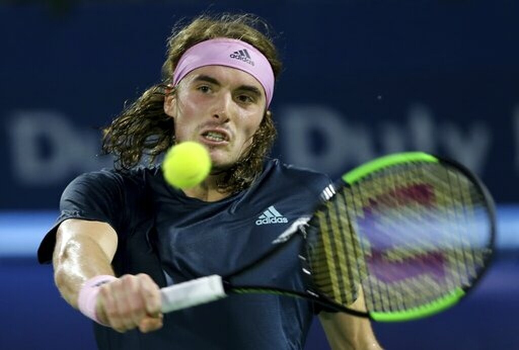 Εξαιρετικός Τσιτσιπάς πέρασε στον τελικό και βλέπει την κορυφή του Ντουμπάι (photos+videos)