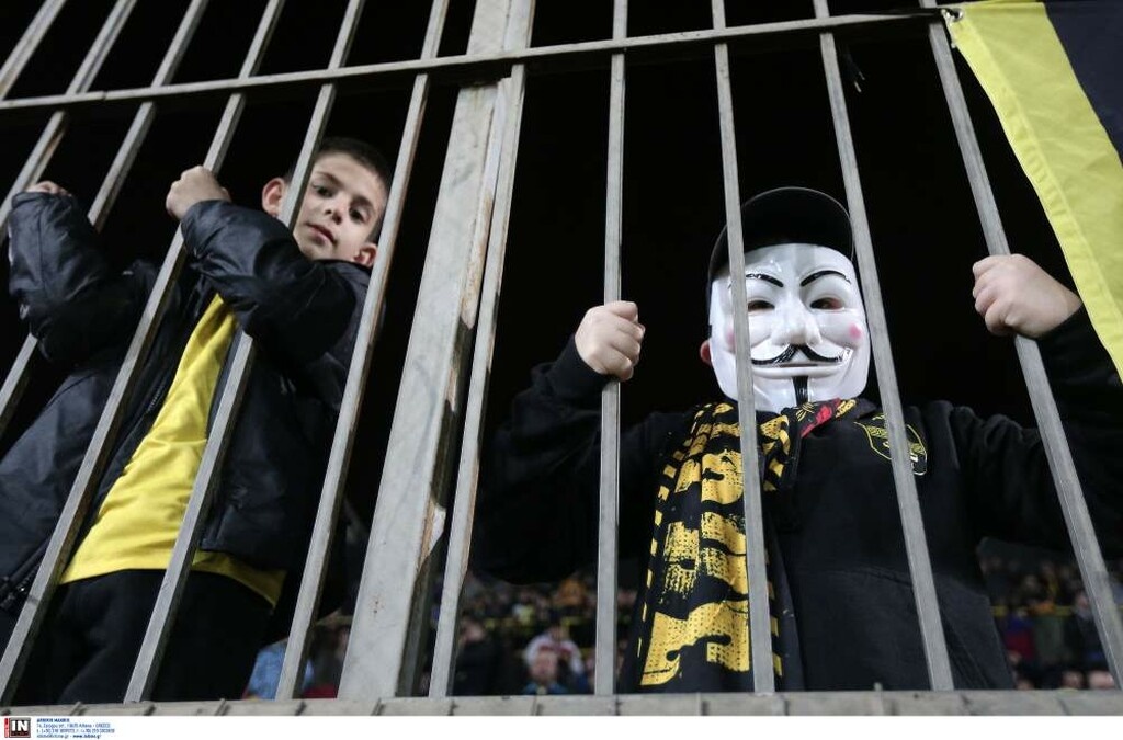 Άρης-ΑΕΚ 2-0: Casa de Papel και μαύρα χάλια στο «Βικελίδης» (photos)