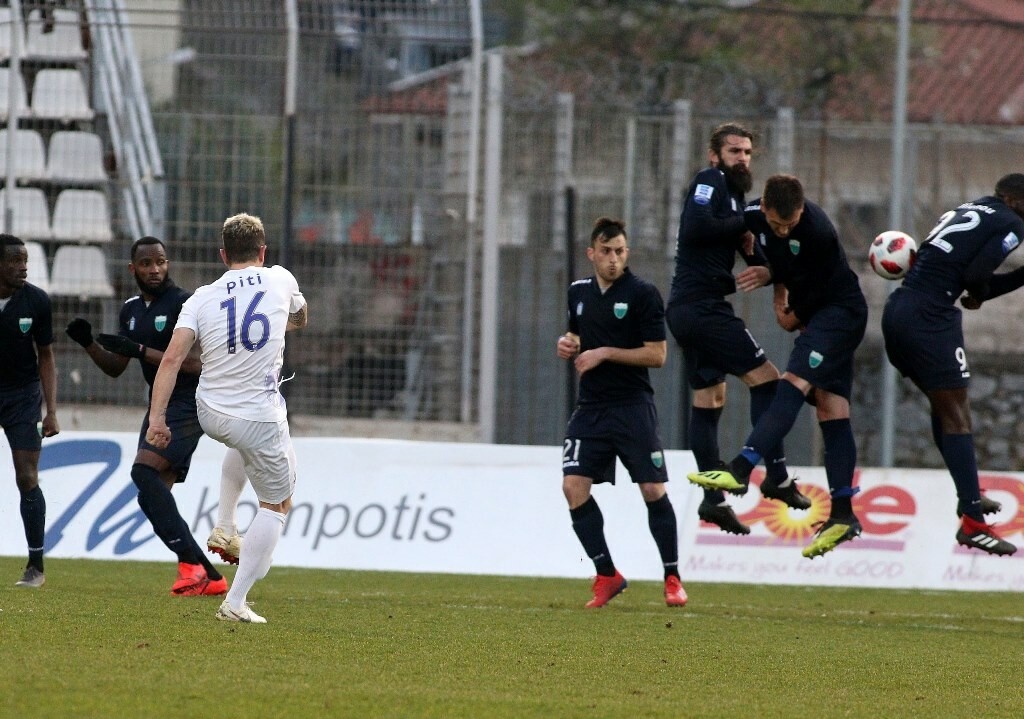Λεβαδειακός-Λαμία 1-1: Του έκοψε τη φόρα (photos)