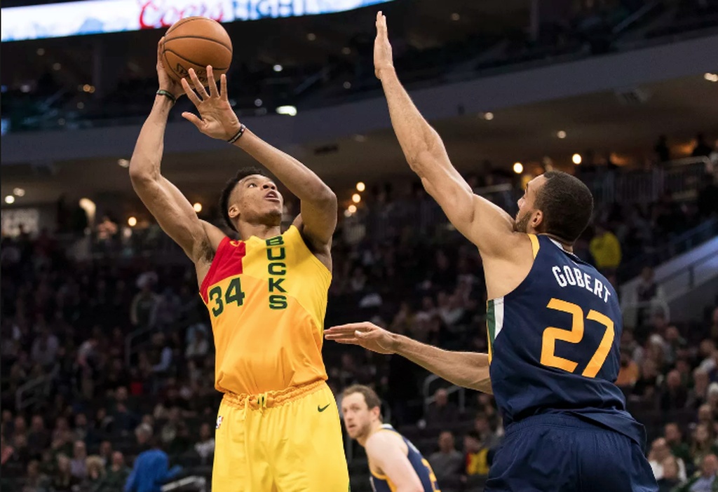 NBA: Οι καλύτερες στιγμές του Γιάννη (video+photos)