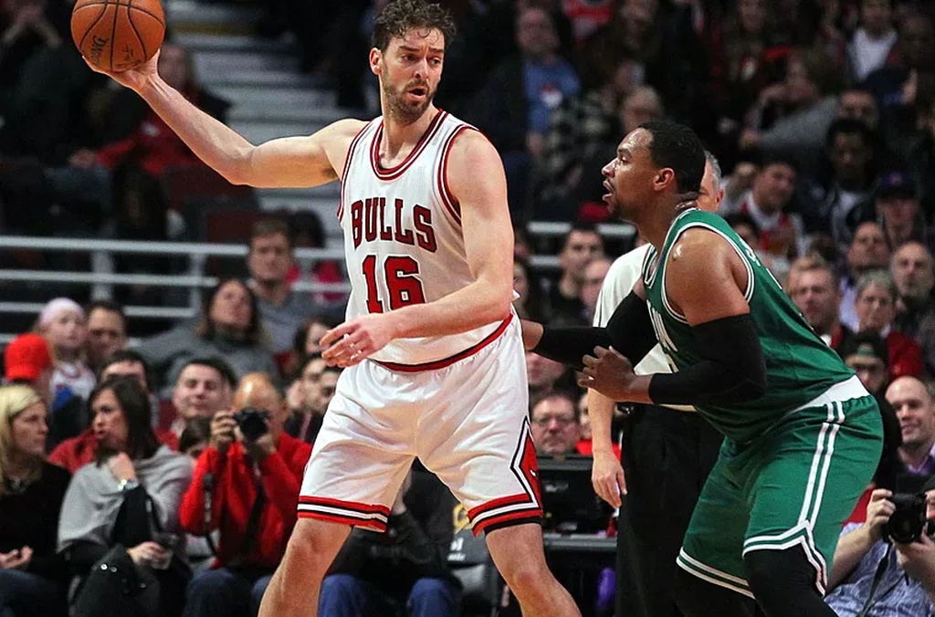 NBA: Στους Μπακς ο Γκασόλ! (video+photos)