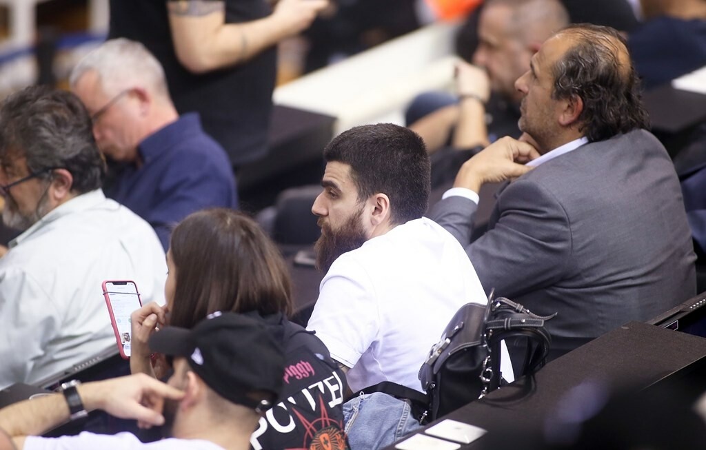 ΠΑΟΚ-ΑΕΚ: Κοντά στην ομάδα μπάσκετ ο Γ. Σαββίδης (photos)