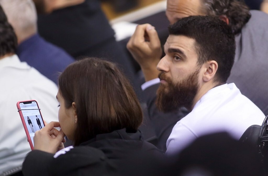 ΠΑΟΚ-ΑΕΚ: Κοντά στην ομάδα μπάσκετ ο Γ. Σαββίδης (photos)