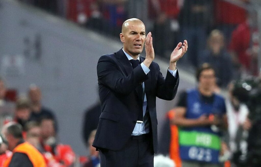 Σε απόγνωση η Ρεάλ Μαδρίτης: «Ζιζού γύρνα πίσω ή έστω τηλεφώνα»! (photos)