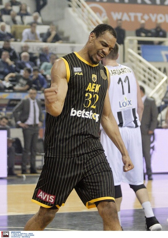 ΠΑΟΚ-ΑΕΚ: Βινς Χάντερ, ο MVP του Basketball Champions League! (video&photos)