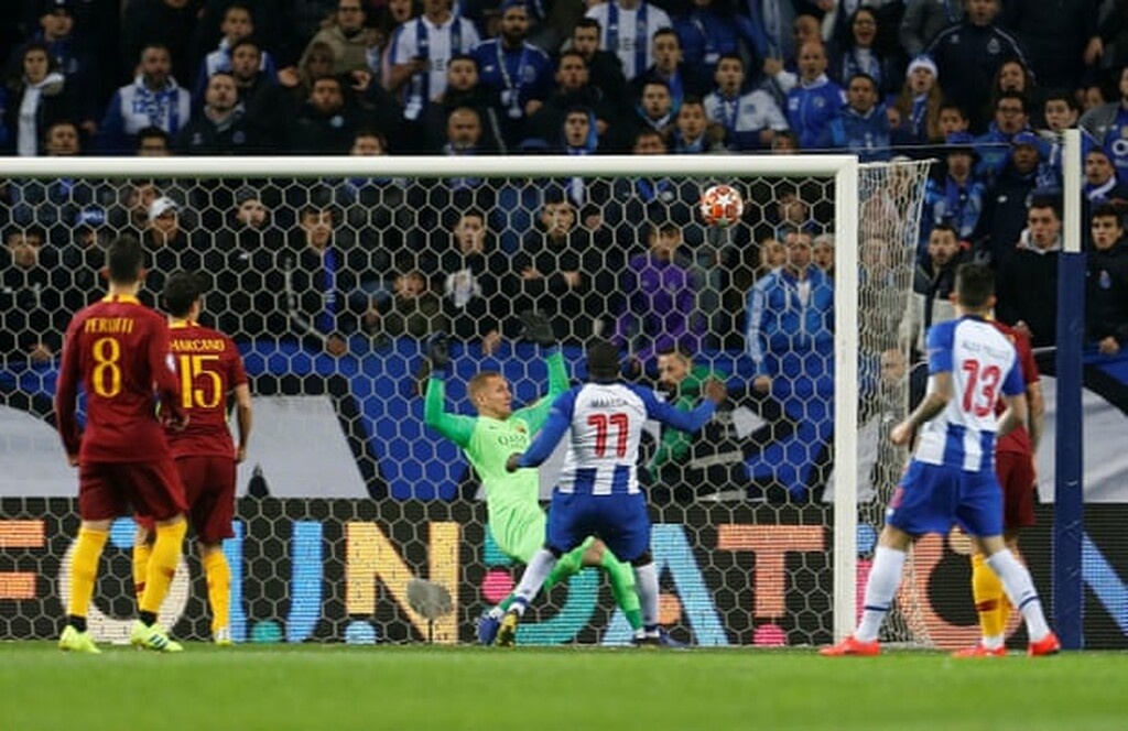 Champions League: Στους «8» με VAR και... θρίλερ η Πόρτο! (photos&video)