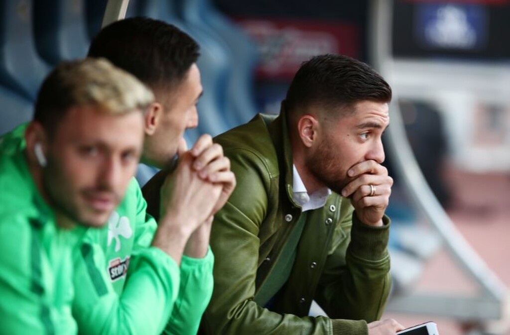 ΑΕΚ- Παναθηναϊκός: Τα… πηγαδάκια πριν τη σέντρα (photos)