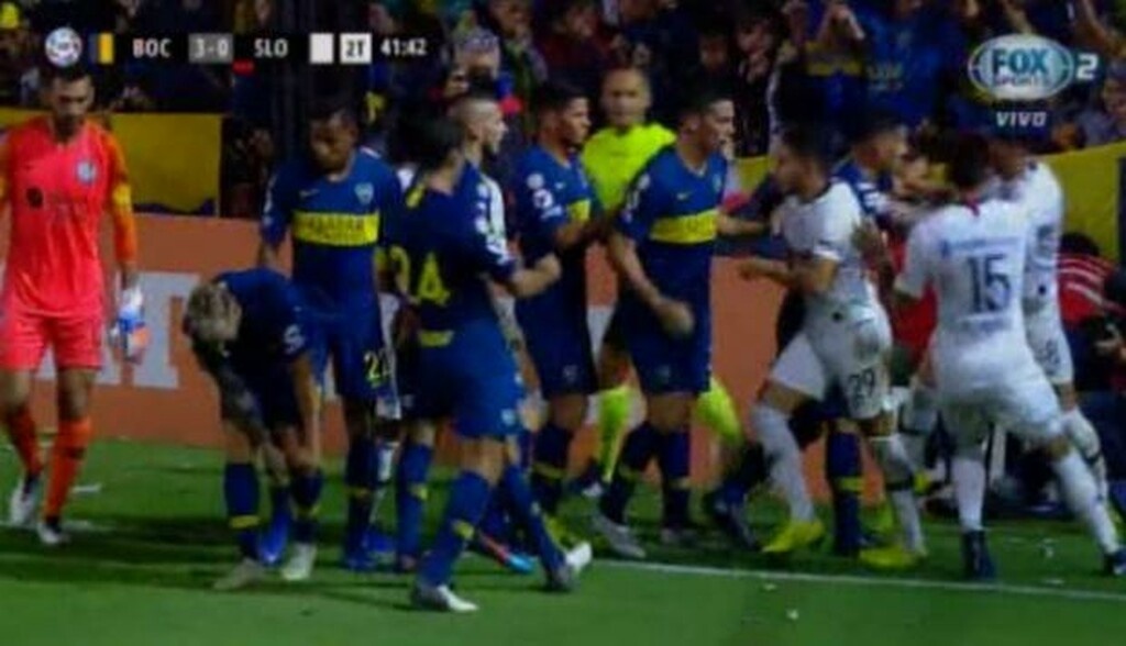 Ο... κακός χαμός στο Μπόκα-Σαν Λορέντζο! (video+photos)