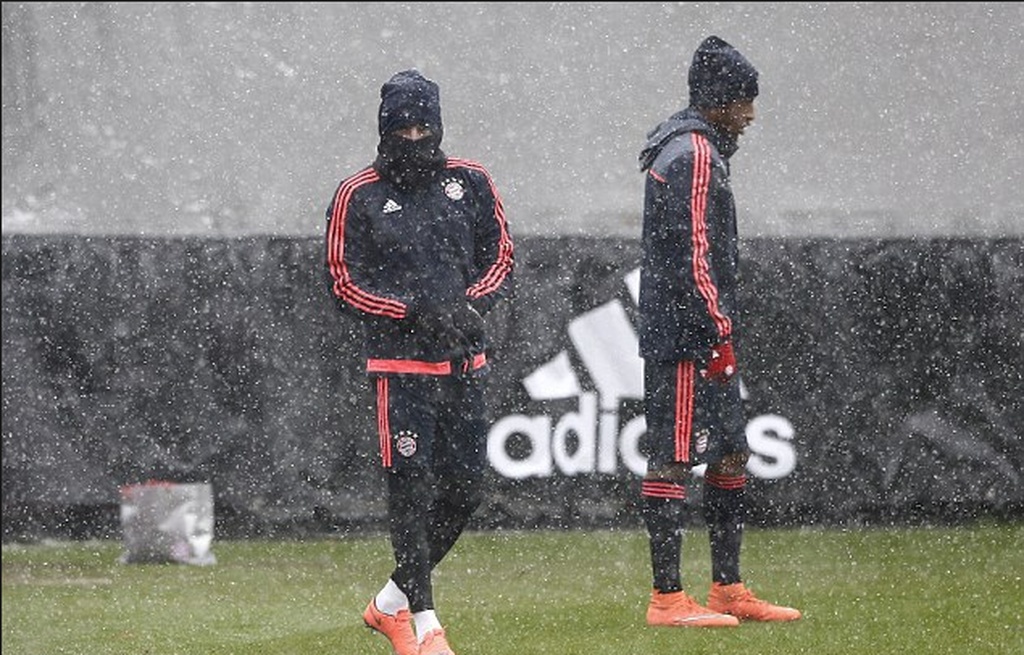 Στα λευκά το προπονητικό κέντρο της Μπάγερν (video+photos)