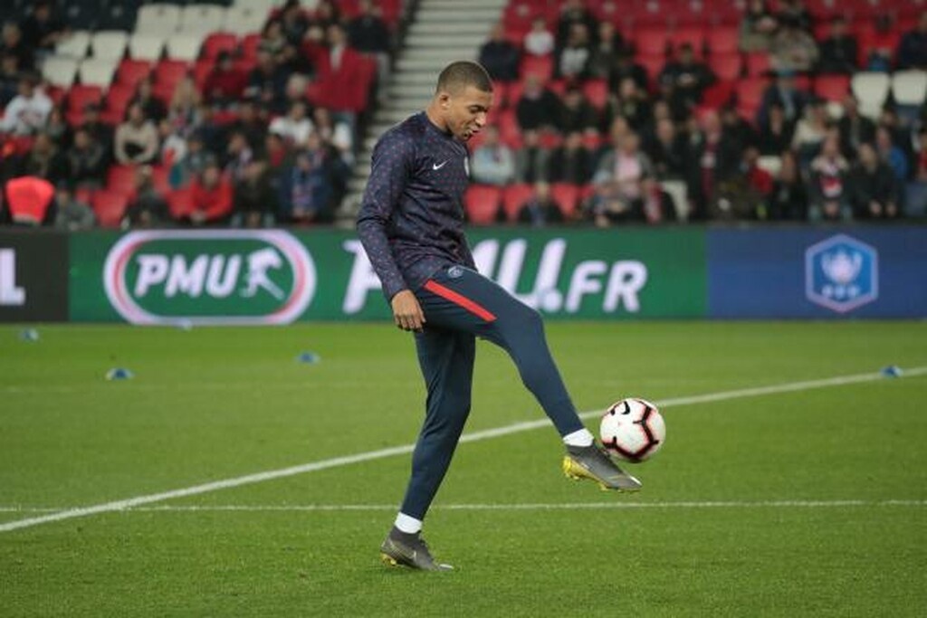 «Πέσιμο» στην προπόνηση της Παρί Σεν Ζερμέν (photos)