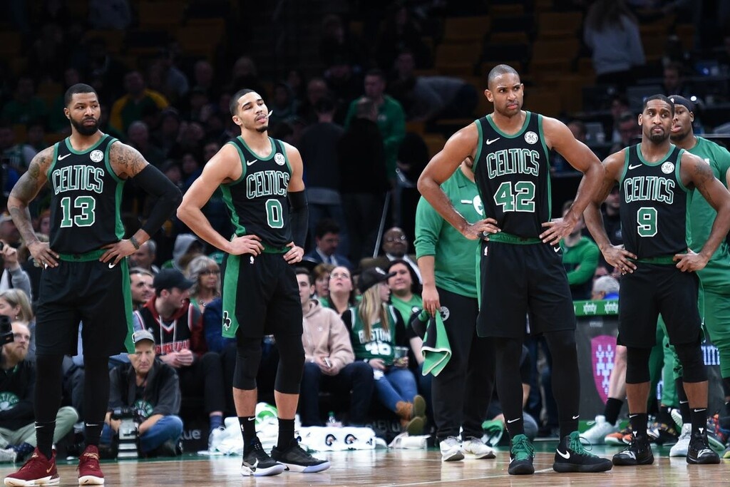 NBA: Ισοπεδωτικοί Κλίπερς (videos+photos)