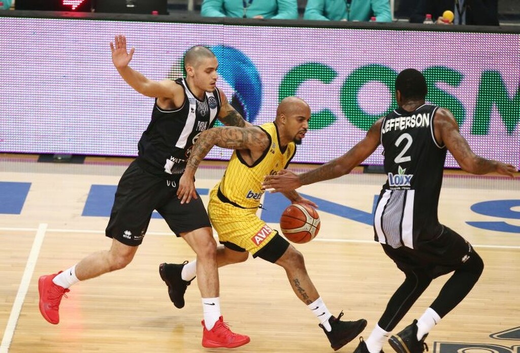 ΑΕΚ – ΠΑΟΚ: Τα… άγρια καρφώματα των «κιτρινόμαυρων» (videos+photos)